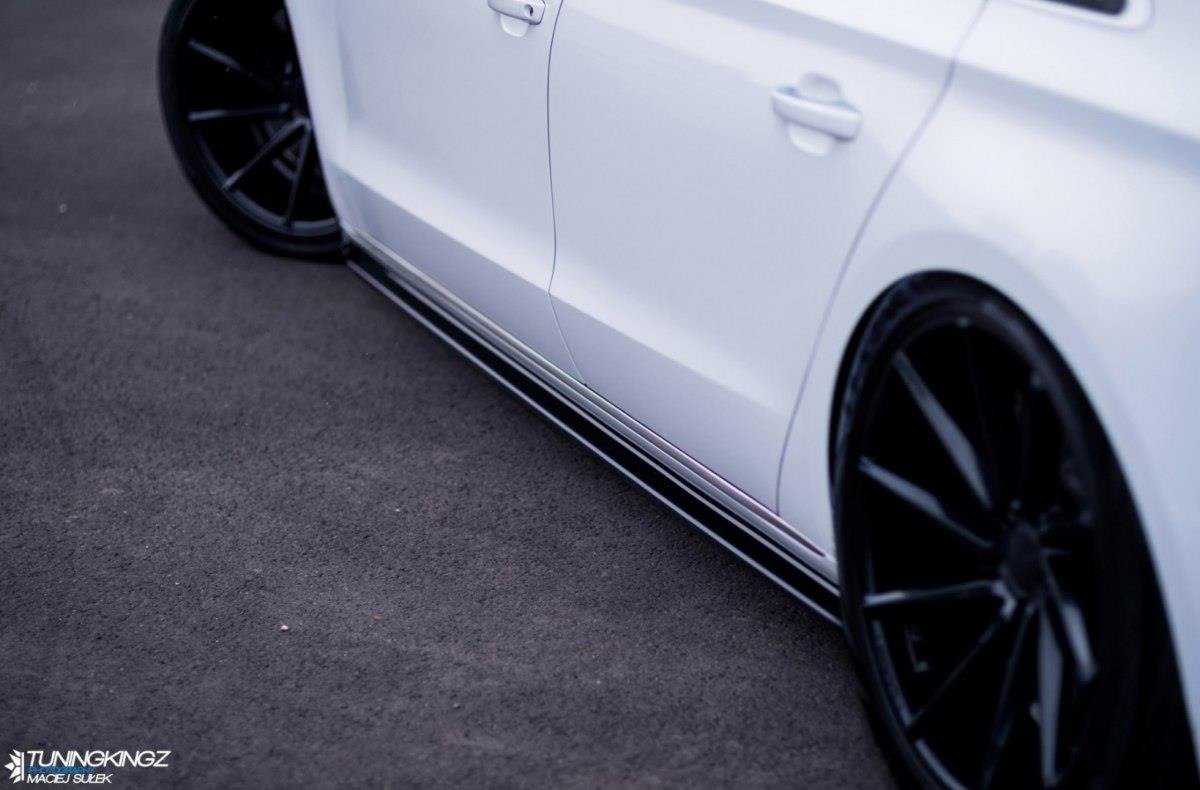 Seitenschweller Ansatz für Audi A8 D4 Carbon Look