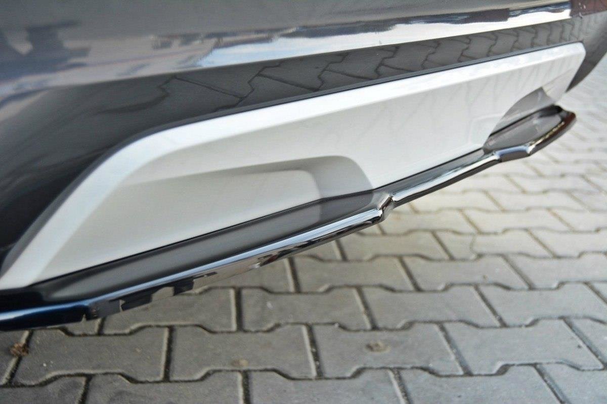 Mittlerer Diffusor Heck Ansatz für BMW X4 M Paket schwarz matt