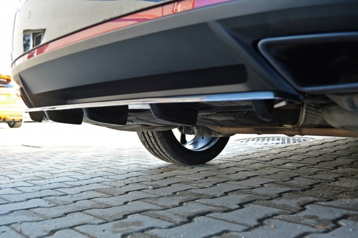Mittlerer Diffusor Heck Ansatz passend für DTM LOOK passend für Skoda Octavia III RS schwarz Hochglanz schwarz Hochglanz
