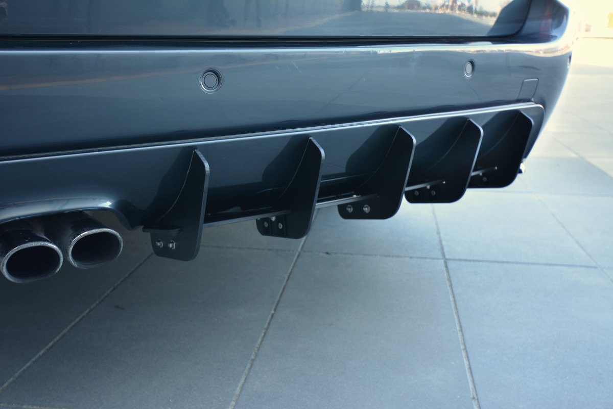Diffusor Heck Ansatz für Heckschürze für BMW 5er E61 (TOURING) WAGON M Paket