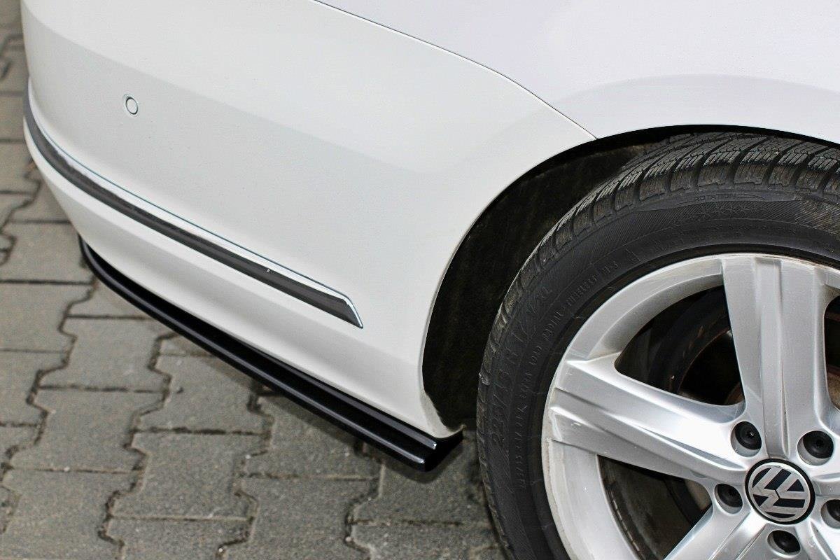 Heck Ansatz Flaps Diffusor für Vw Passat B7 R-Line Variant Carbon Look