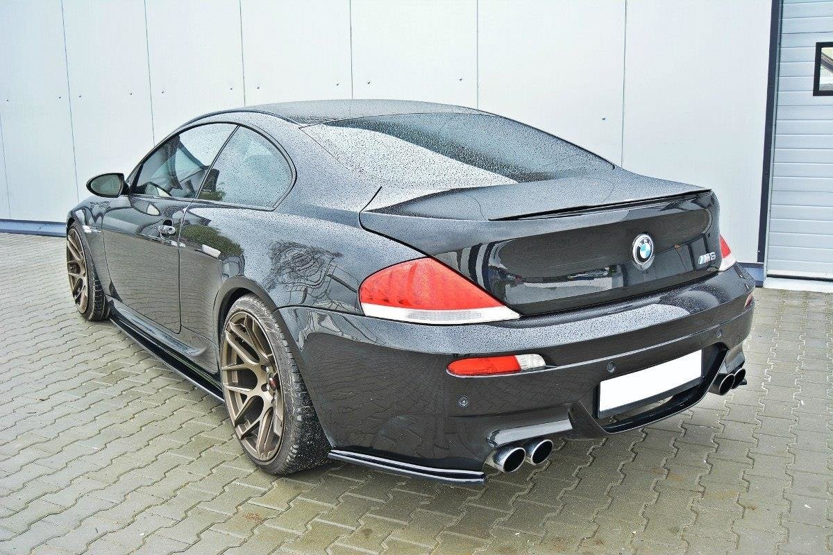 Heck Ansatz Flaps Diffusor für BMW M6 E63 Carbon Look