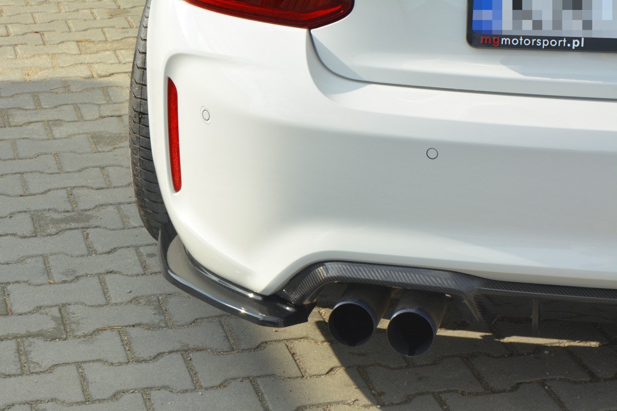 Heck Ansatz Flaps Diffusor für BMW M2 (F87) COUPÉ schwarz Hochglanz