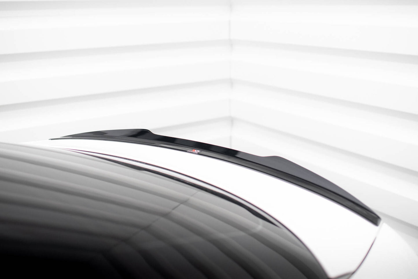 Spoiler CAP für Kia Stinger GT / GT-Line / Standard Mk1 schwarz Hochglanz