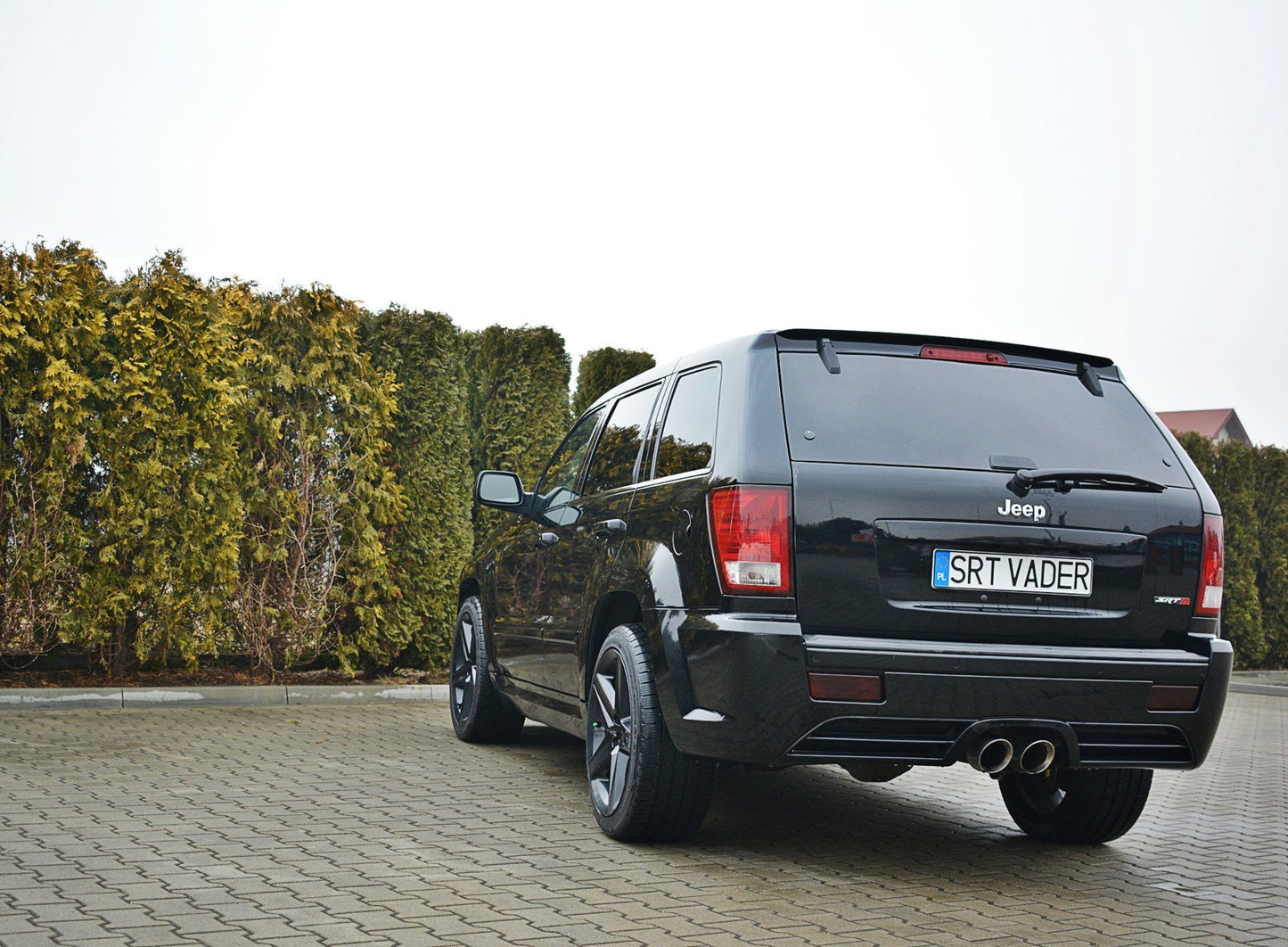 Spoiler CAP für JEEP GRAND CHEROKEE WK STR8 schwarz Hochglanz