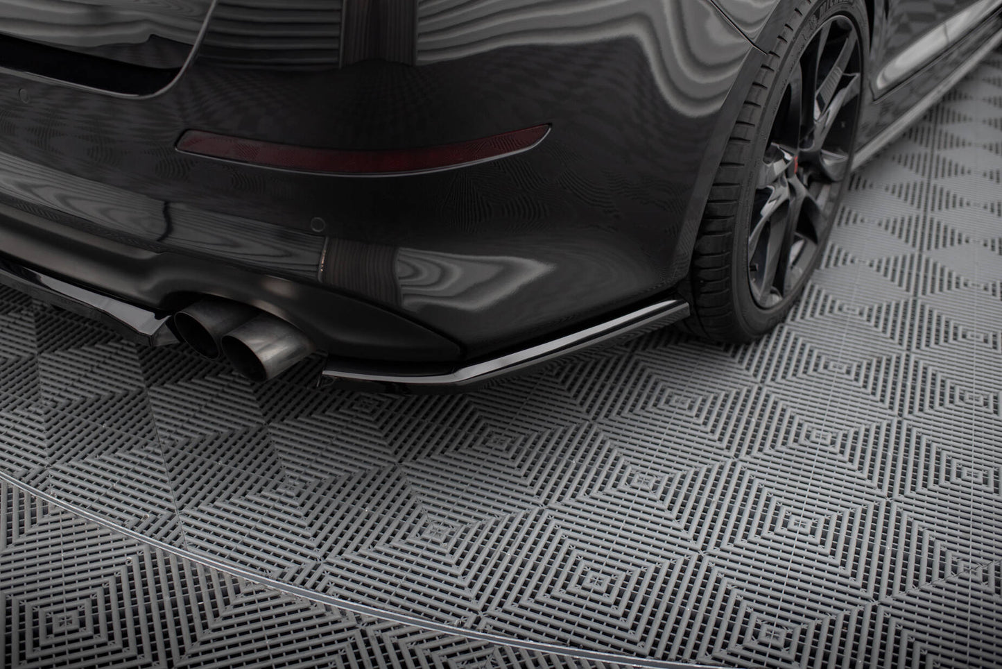 Mittlerer Cup Diffusor DTM Look Heck Ansatz für Kia Optima Mk3 schwarz Hochglanz