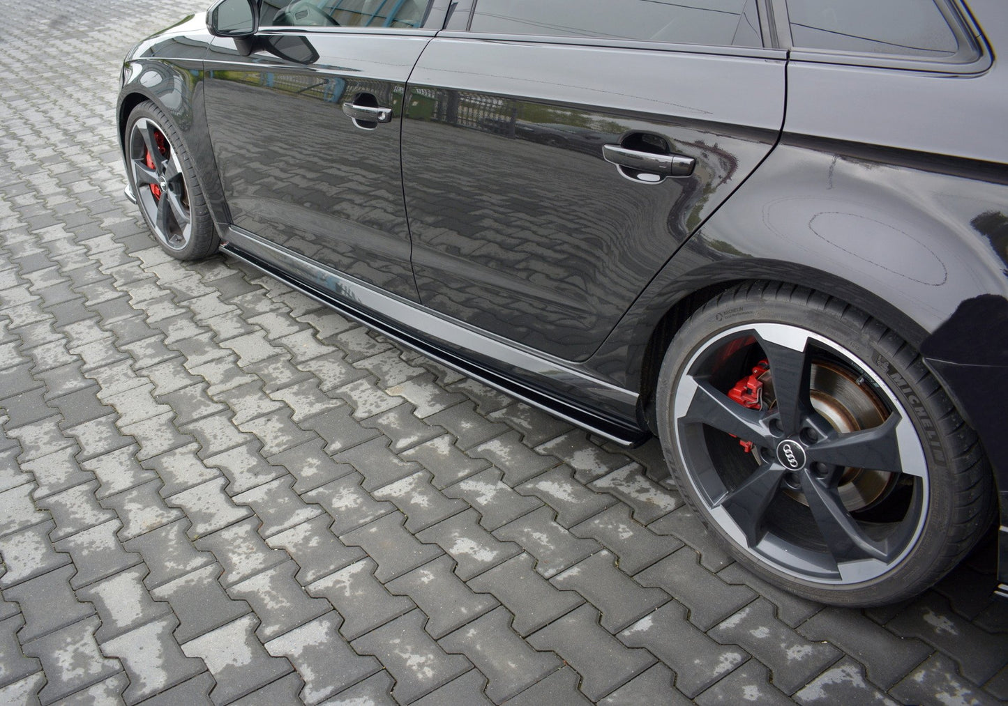 Seitenschweller Ansatz für Audi RS3 8V FL Sportback schwarz Hochglanz