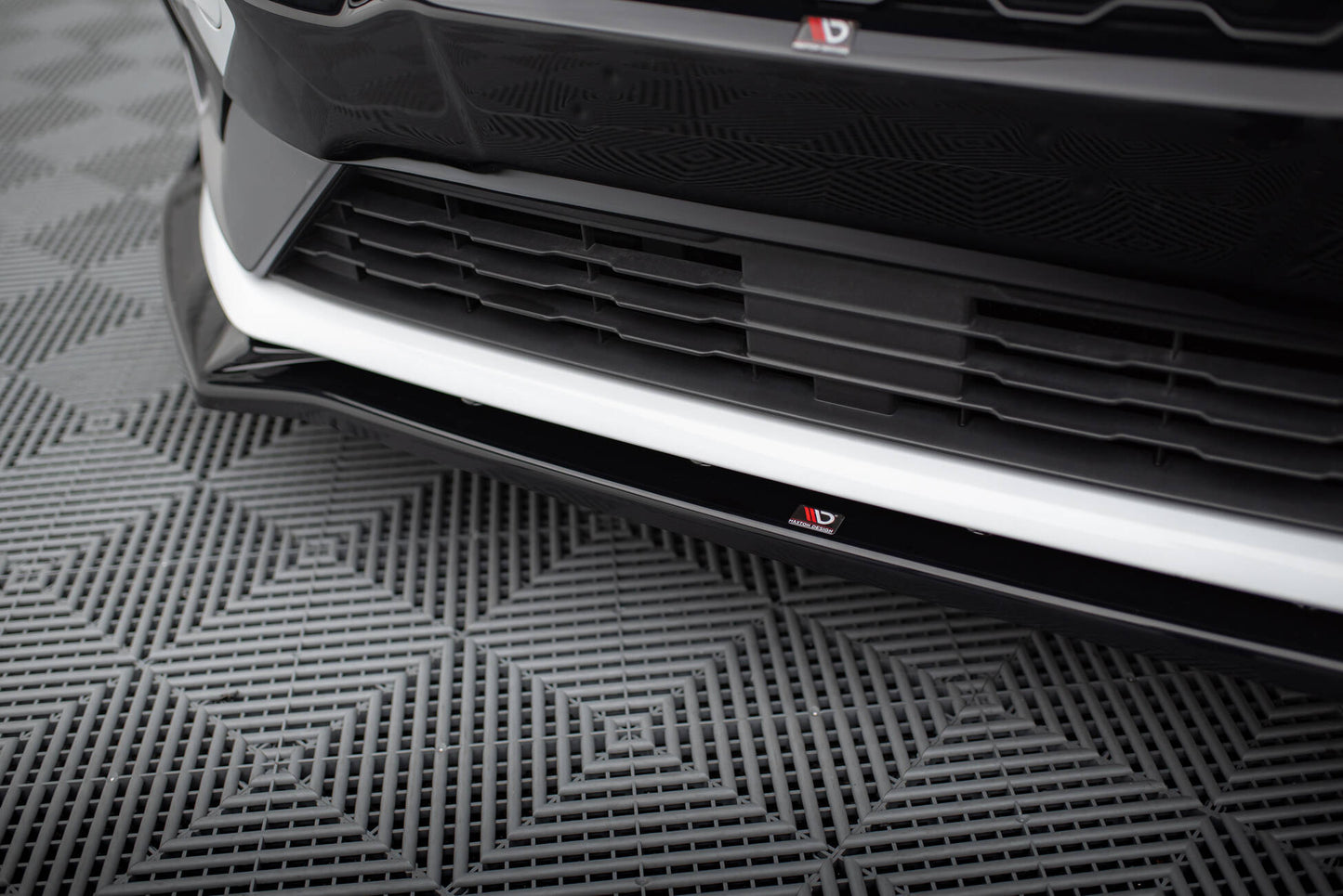 Front Ansatz V.4 + Flaps für Ford Fiesta ST / ST-Line
