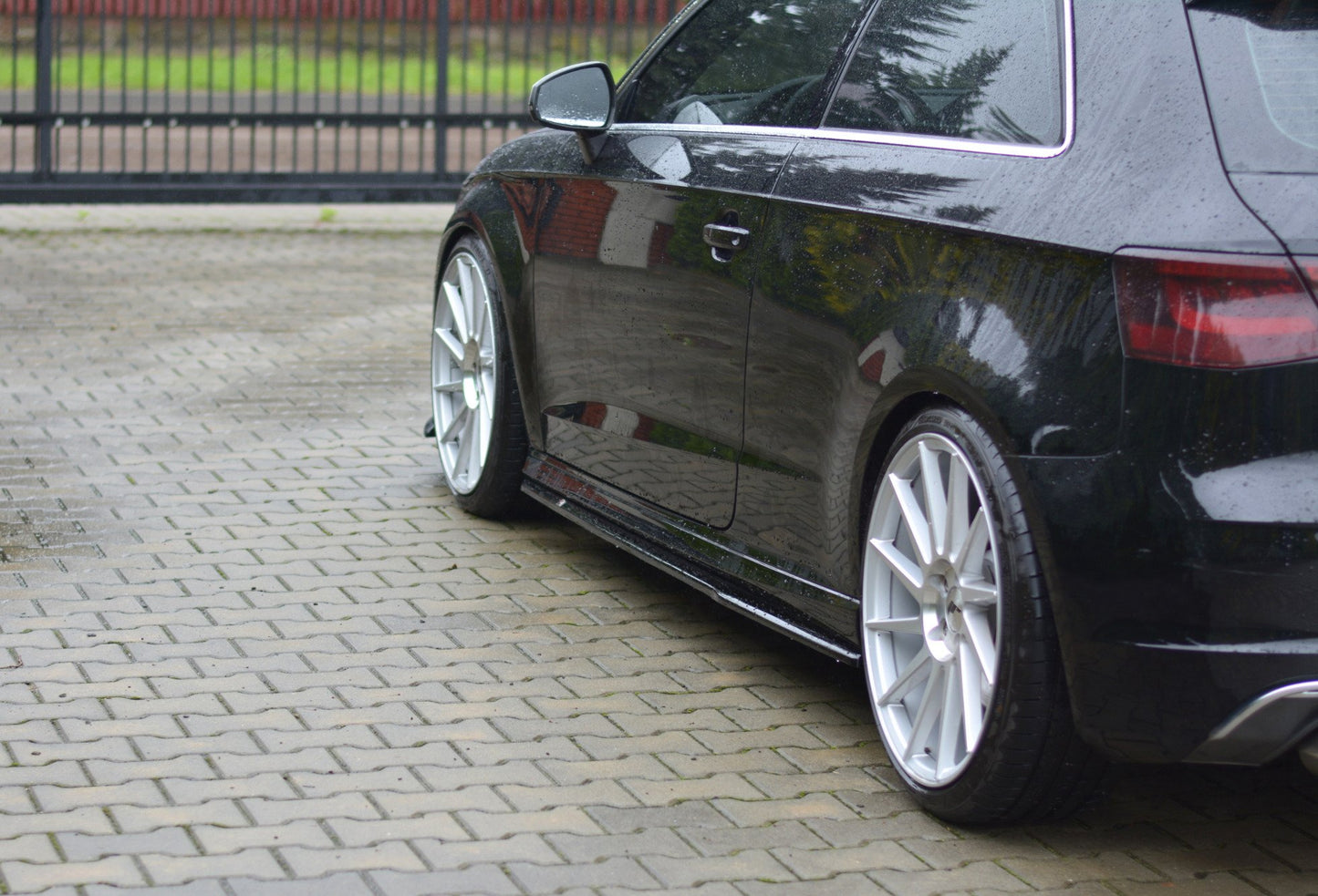 Seitenschweller Ansatz für Audi S3 / A3 S-Line 8V / 8V FL Hatchback schwarz Hochglanz