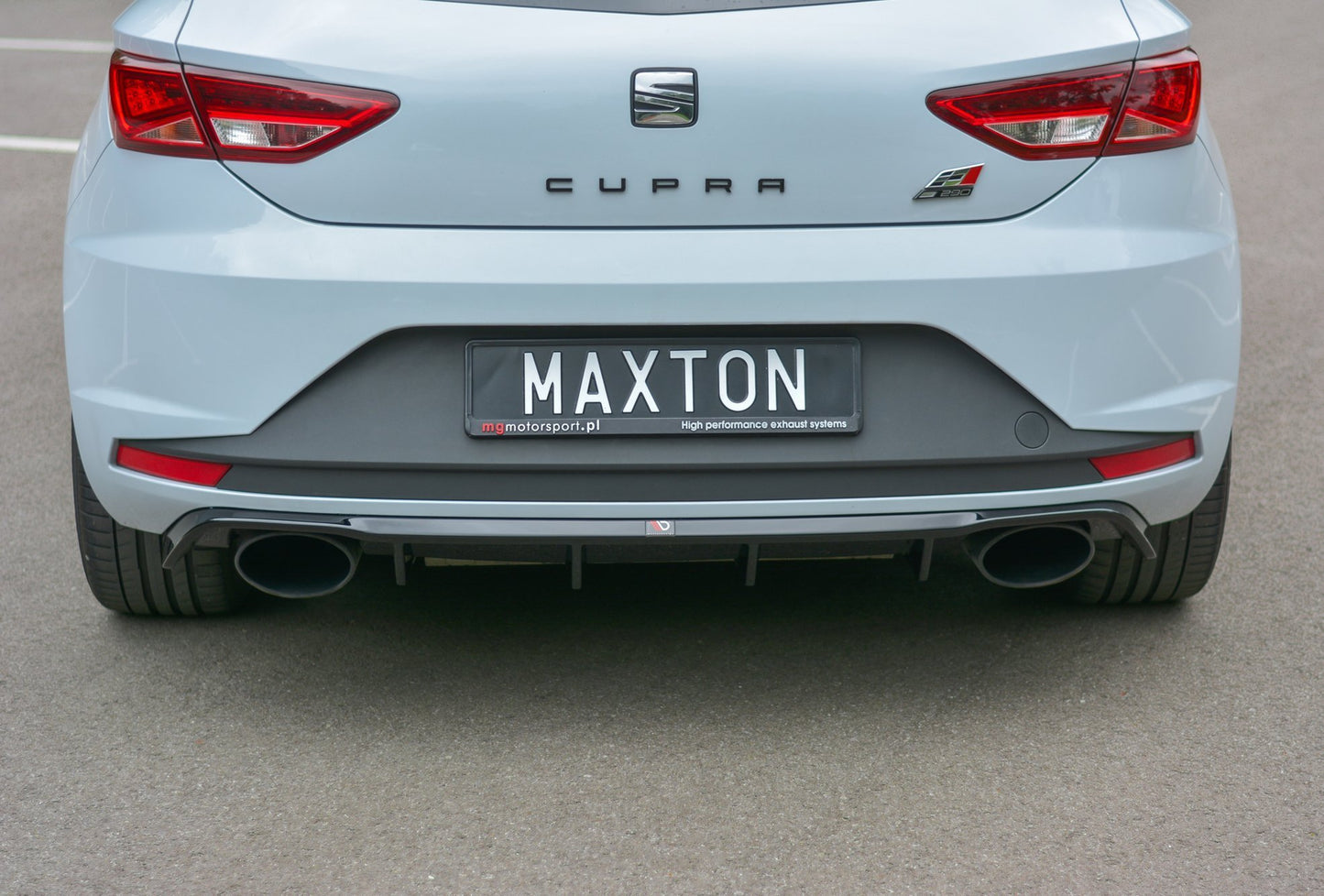 Diffusor Heck Ansatz für Seat Leon III Cupra schwarz Hochglanz