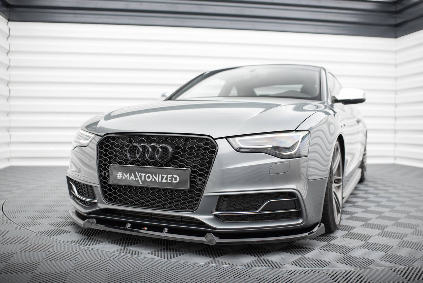 Front Ansatz V.3 für Audi S5 / A5 S-Line Coupe / Sportback 8T Facelift schwarz Hochglanz
