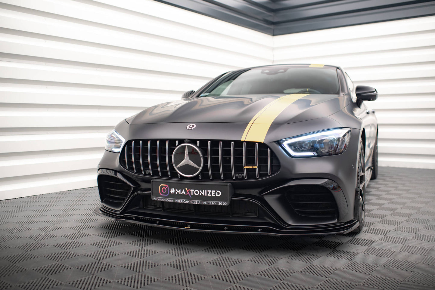 Front Ansatz V.2 für Mercedes-AMG GT 63S 4-Door Coupe Aero schwarz Hochglanz