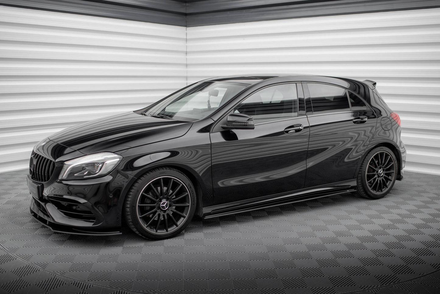 Street Pro Seitenschweller Ansatz für Mercedes-Benz A AMG-Line W176 Facelift