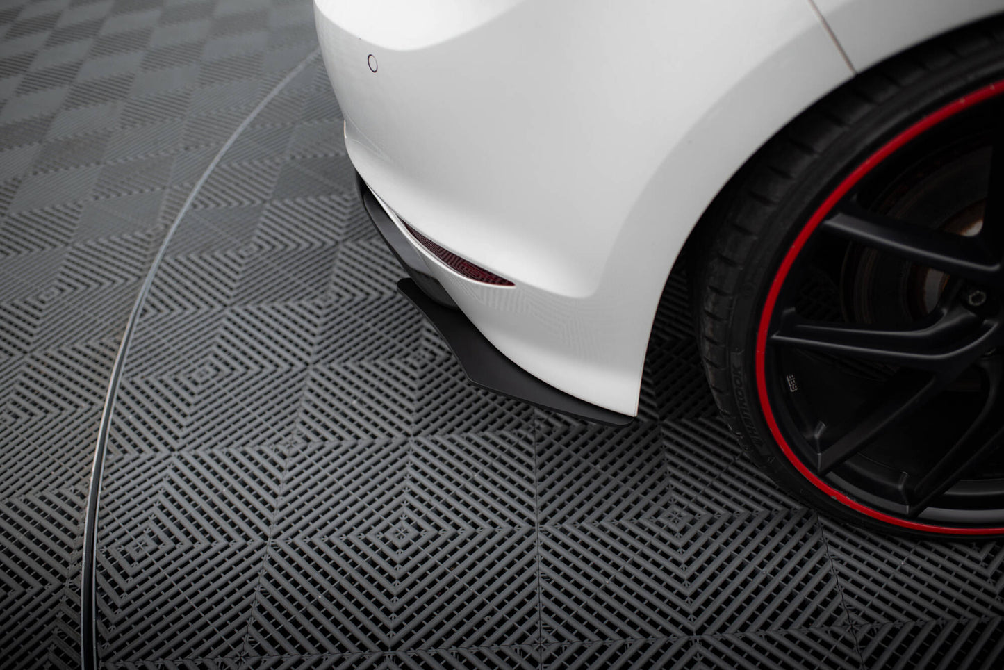 VW GOLF 7 R HATCHBACK Diffusor Heck Ansatz für Heckschürze für & Heck Ansatz Flaps Diffusor für