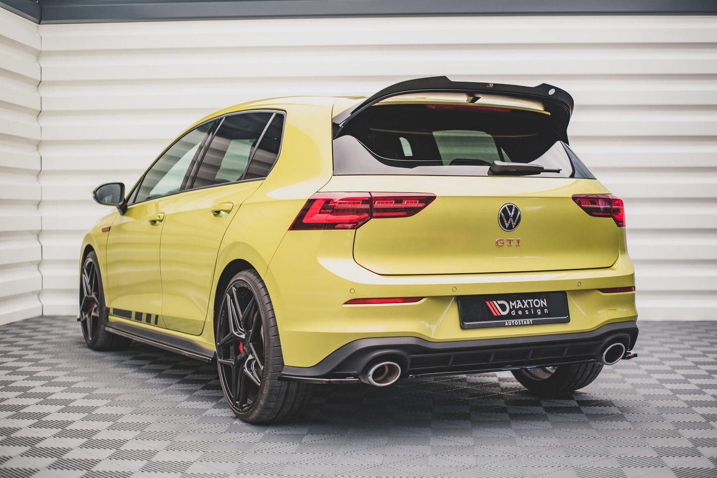 Heck Ansatz Flaps Diffusor V.2 für Volkswagen Golf 8 GTI Clubsport schwarz matt