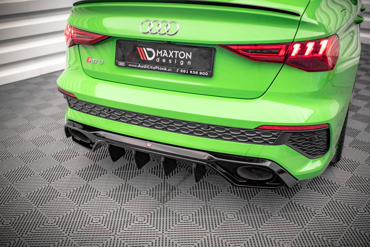 Diffusor Heck Ansatz für Audi RS3 8Y schwarz Hochglanz