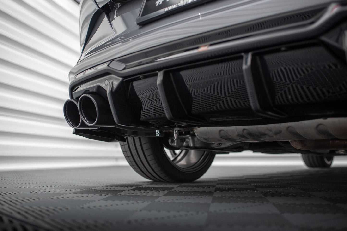 Diffusor Heck Ansatz V.3 für Cupra Formentor VZ Mk1 / Mk1 Facelift schwarz Hochglanz