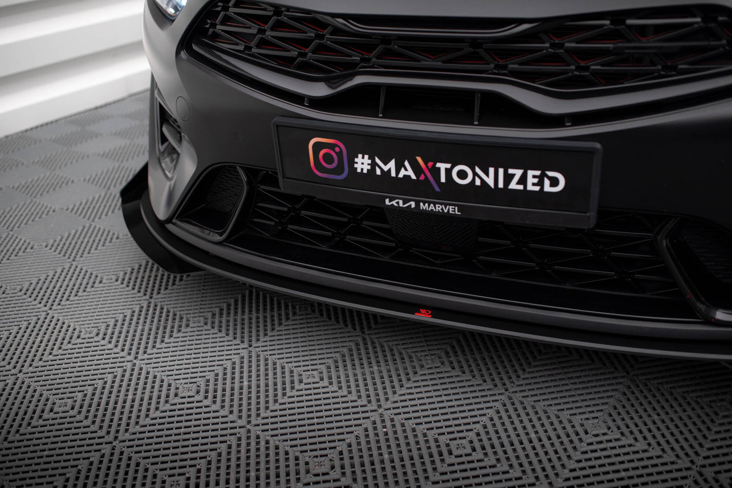 Street Pro Front Ansatz + Flaps für Kia Proceed GT Mk3 Facelift / Ceed GT / GT - Line Mk1 Facelift schwarz Hochglanz