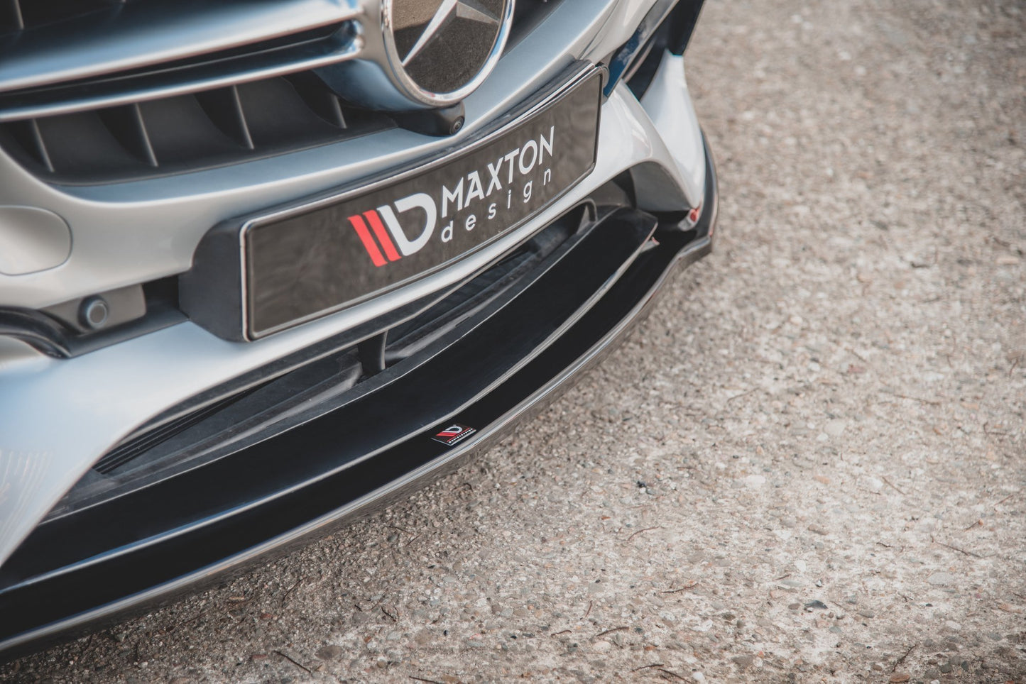 Front Ansatz V.2 für Mercedes-Benz E63 AMG Kombi/Limousine S213/W213 schwarz Hochglanz