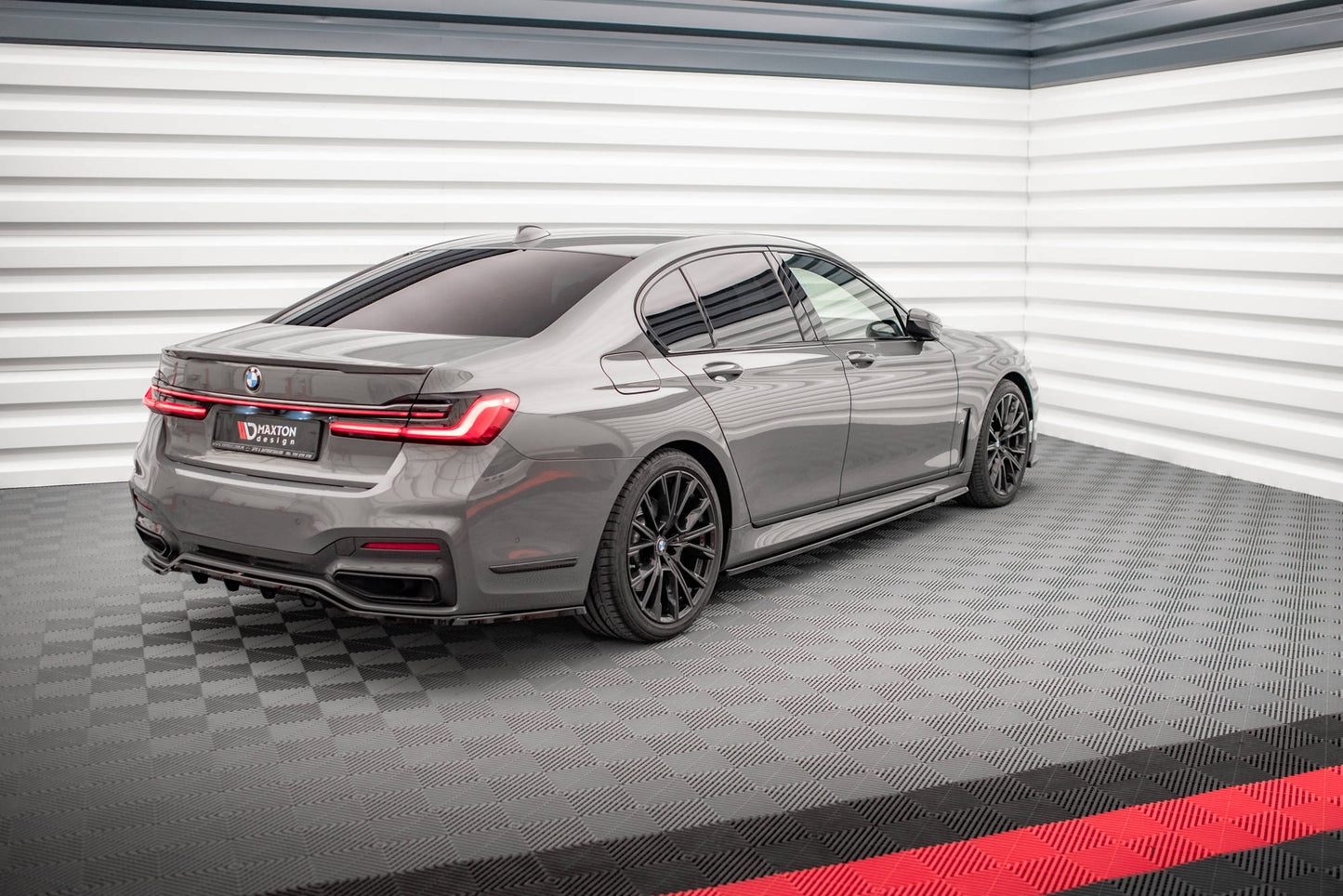 Seitenschweller Ansatz für V.1 für BMW 7 M-Paket G11 schwarz Hochglanz