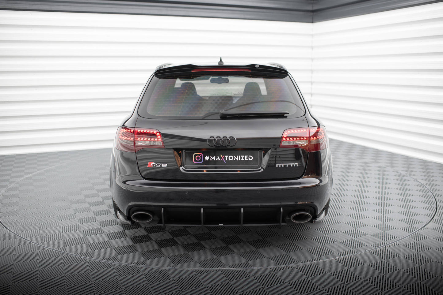 Heck Ansatz Flaps Diffusor für Audi RS6 Avant C6 schwarz Hochglanz
