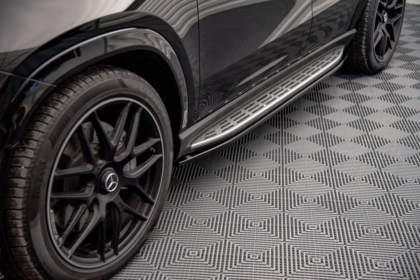 Seitenschweller Ansatz für Mercedes-AMG / AMG-Line GLE Coupe C167 / C167 Facelift schwarz Hochglanz