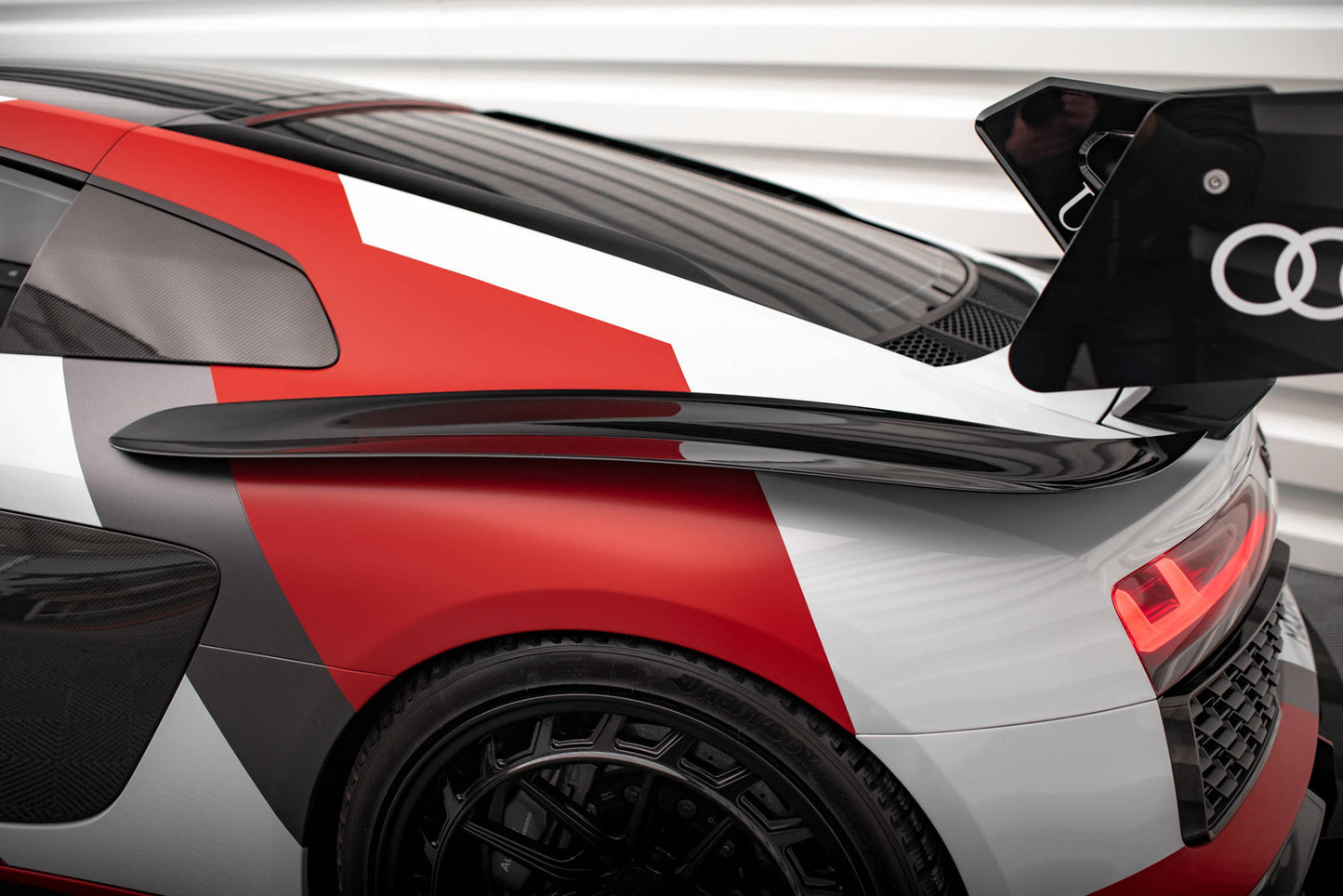 Rear Side Wings Audi R8 Mk2 Facelift schwarz Hochglanz