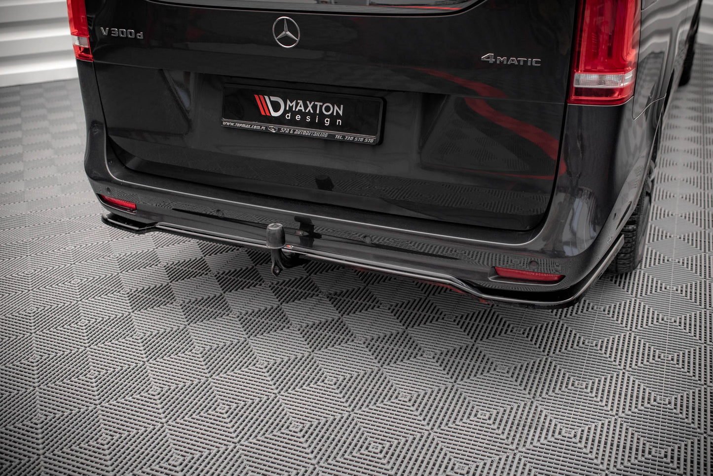 Mittlerer Cup Diffusor DTM Look Heck Ansatz für Mercedes-Benz V-Klasse AMG-Line W447 Facelift schwarz Hochglanz