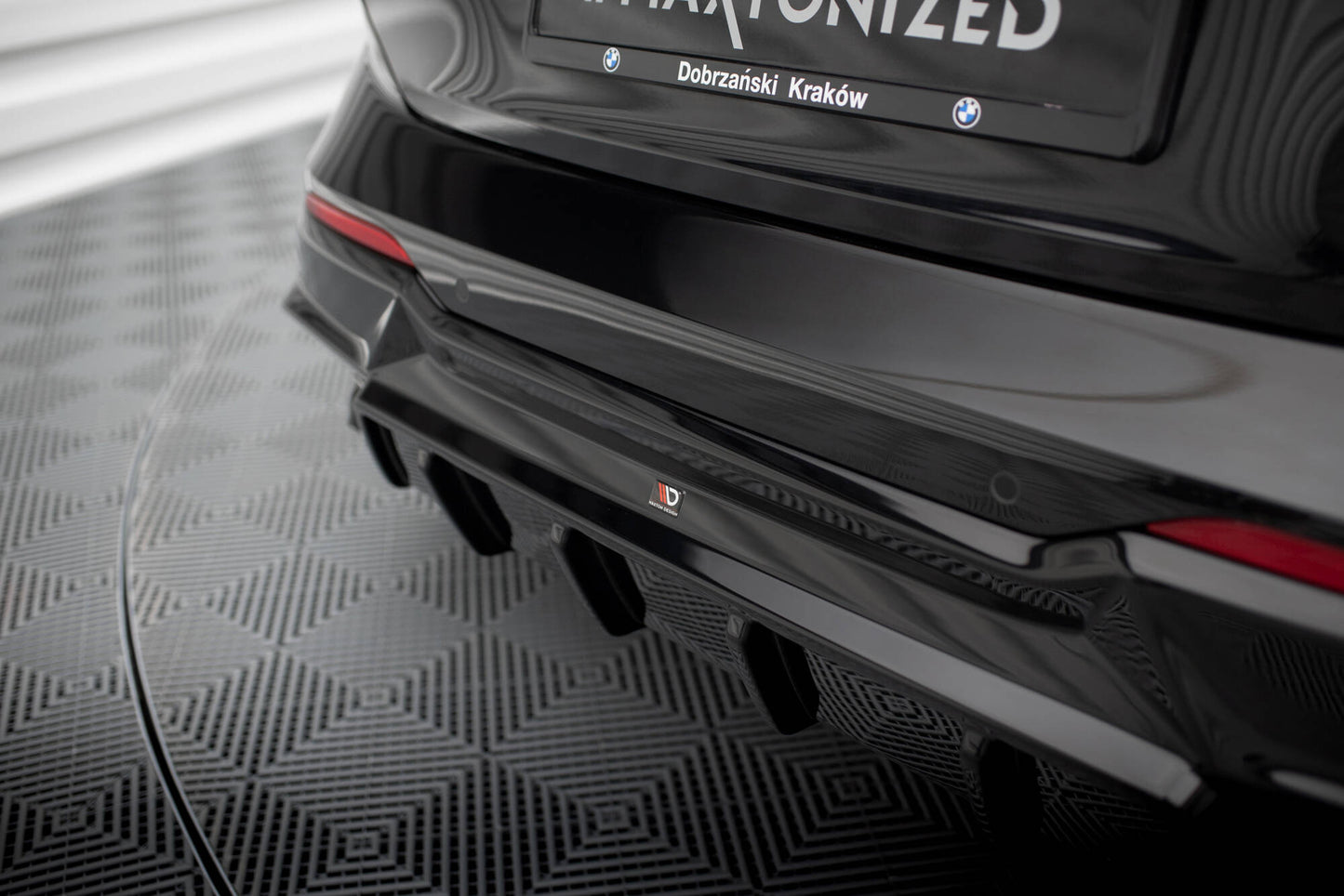 Diffusor Heck Ansatz für BMW 2 G42 schwarz Hochglanz