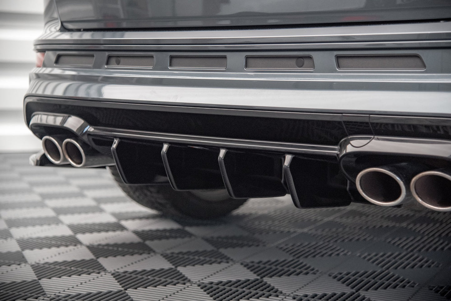 Diffusor Heck Ansatz für Cupra Ateca Mk1 / Mk1 Facelift schwarz Hochglanz