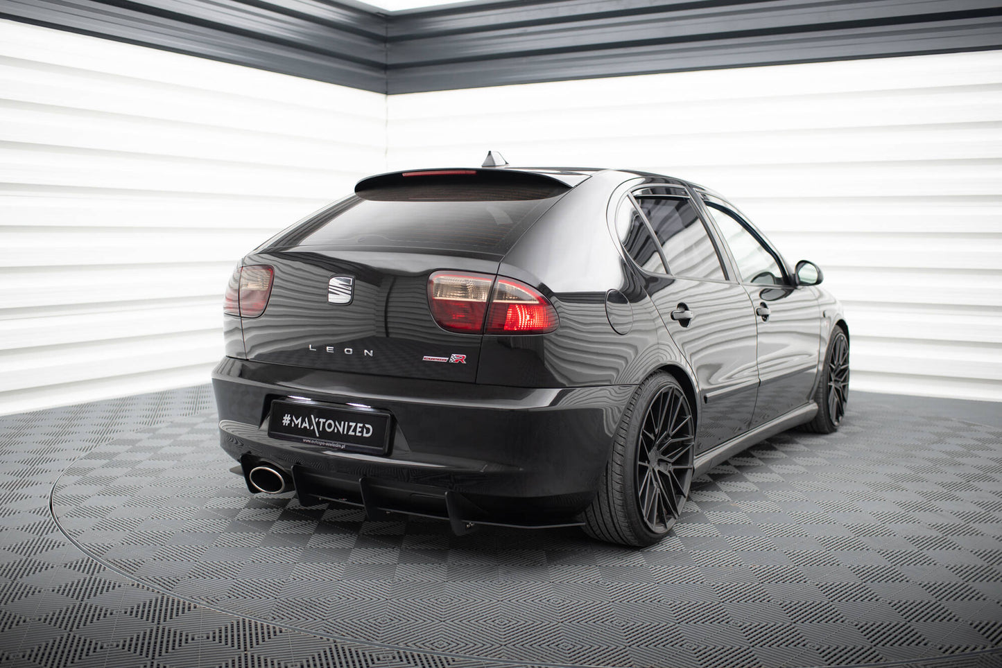Diffusor Heck Ansatz für Heckschürze für Seat Leon Mk1 Cupra