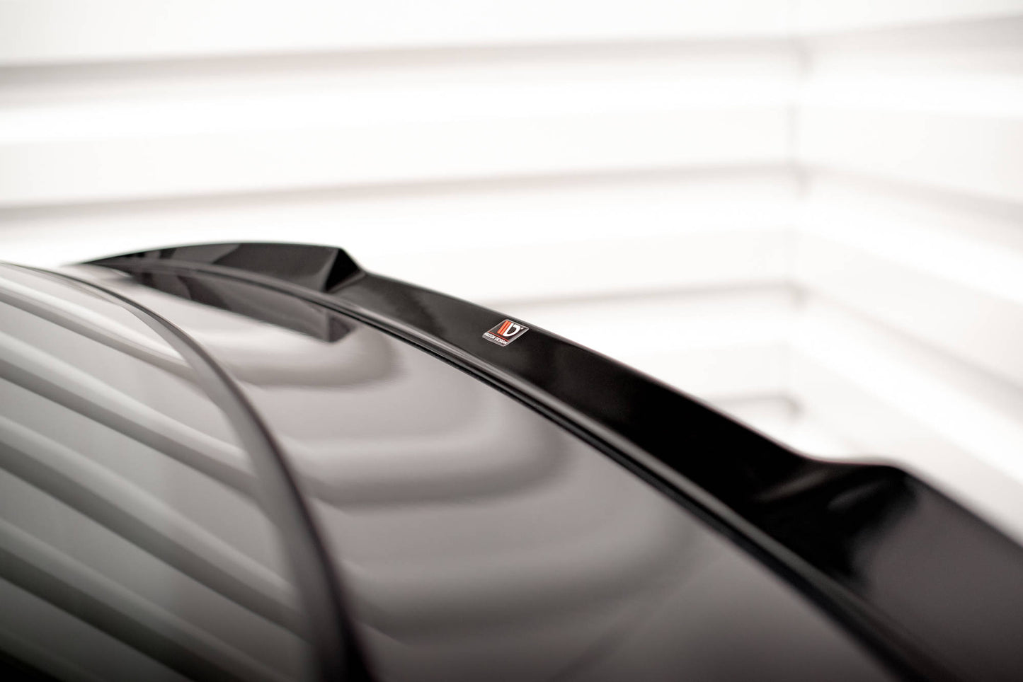 Spoiler CAP 3D für V.1 BMW X6 F16 M-Paket / X6 M F86 schwarz Hochglanz
