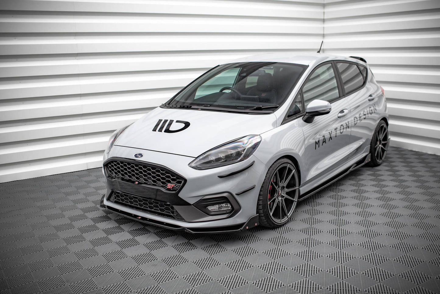 Verlängerung motorhaube Ford Fiesta Standard/ ST-Line/ ST schwarz Hochglanz