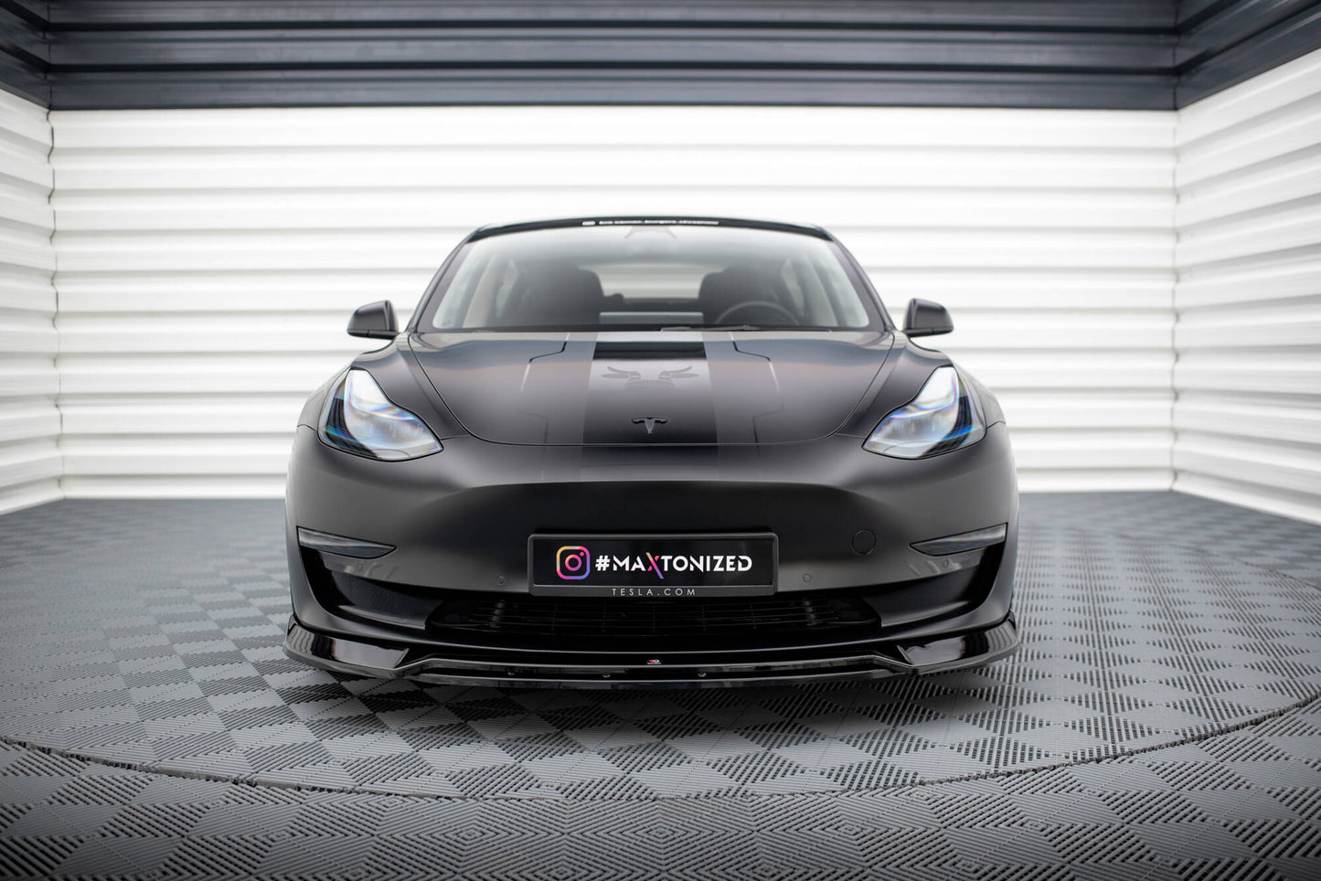 Front Ansatz V.3 für Tesla Model 3 schwarz Hochglanz