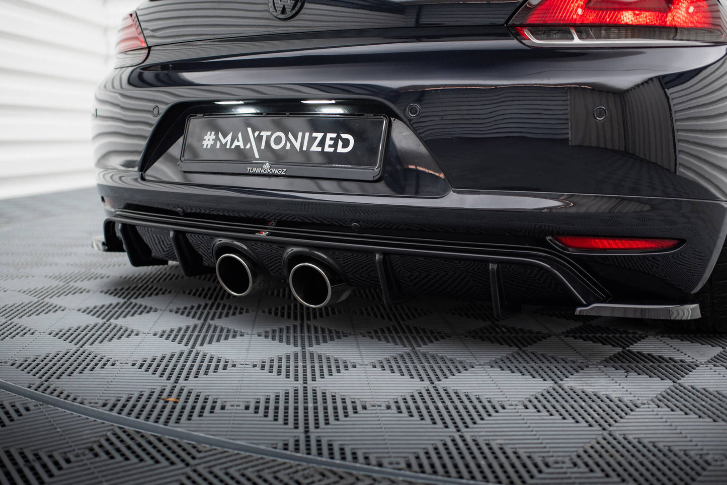 Diffusor Heck Ansatz V.2 für VW Scirocco Mk3 (R32 Auspuff) schwarz Hochglanz