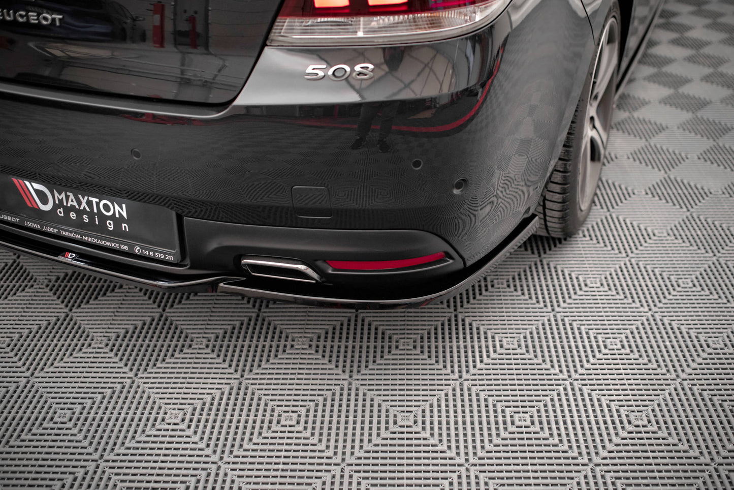 Mittlerer Diffusor Heck Ansatz für Peugeot 508 GT Mk1 Facelift schwarz matt