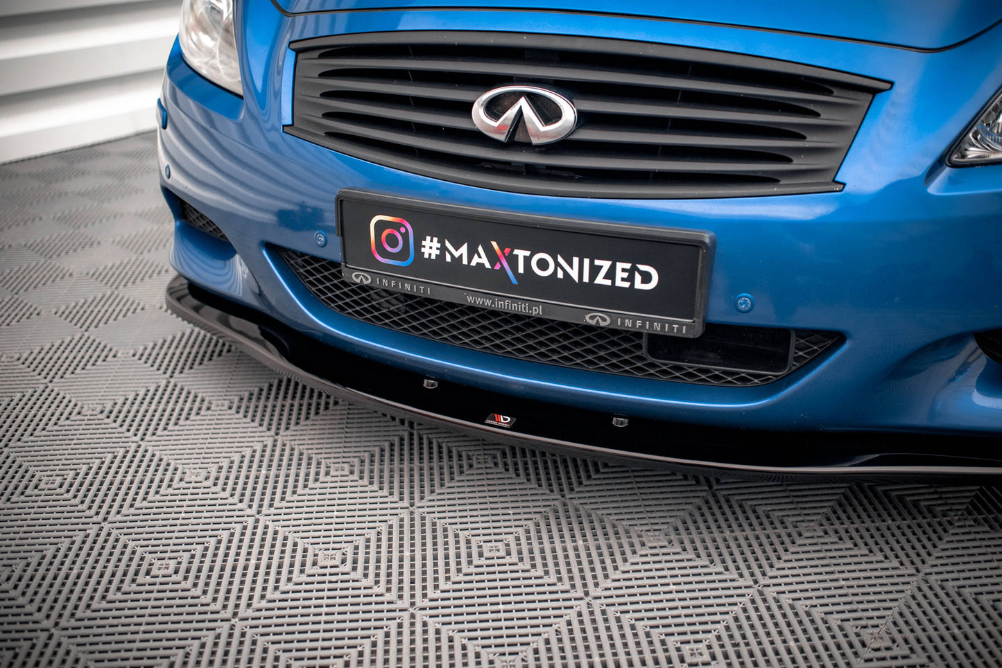 Front Ansatz für Infiniti G37 Coupe schwarz Hochglanz