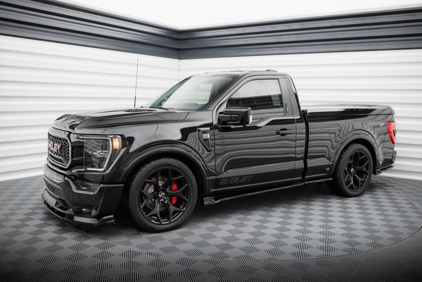 Seitenschweller Ansatz für Shelby F150 Super Snake schwarz Hochglanz