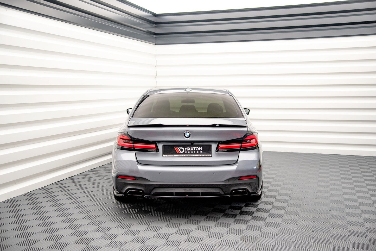 Heck Ansatz Flaps Diffusor für BMW 5er G30 Facelift M-Paket schwarz Hochglanz