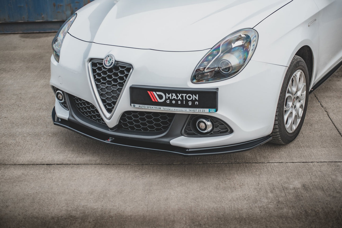 Front Ansatz V.2 für Alfa Romeo Giulietta schwarz Hochglanz