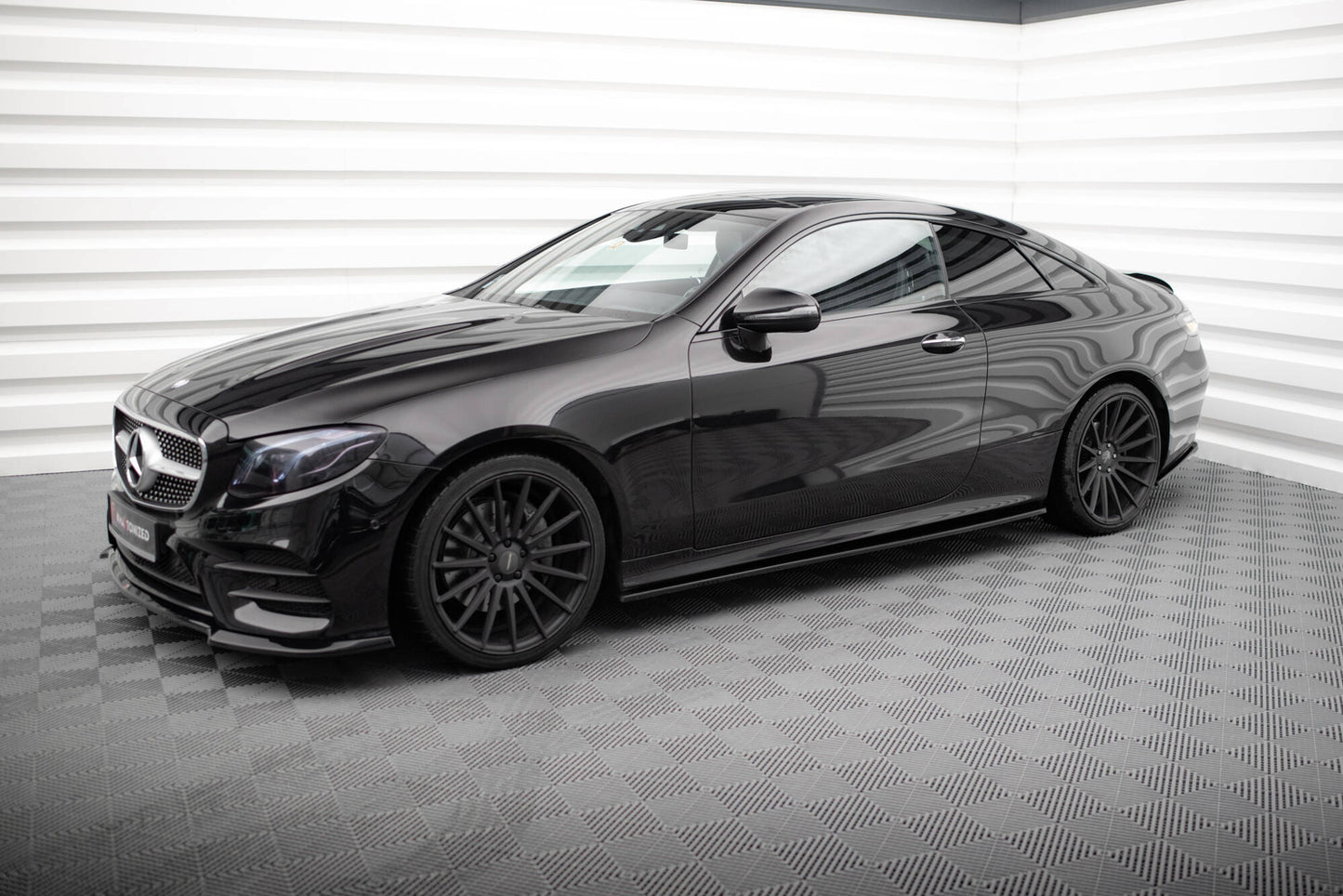 Seitenschweller Ansatz für Mercedes-Benz E-Klasse W213 Coupe (C238) / Cabriolet (A238) AMG-Line / 53 AMG schwarz Hochglanz