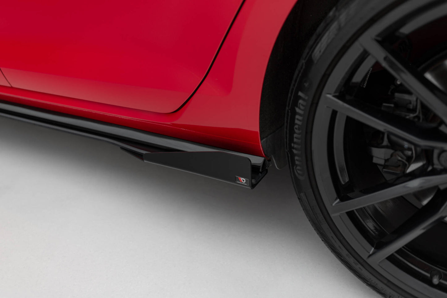 Street Pro Seitenschweller Ansatz für + Flaps Volkswagen Golf R / R-Line Mk7 Facelift schwarz Hochglanz
