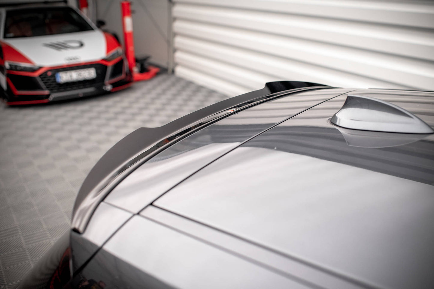 Spoiler CAP V.2 für BMW 1er M-Paket / M140i / Standard F20 schwarz Hochglanz