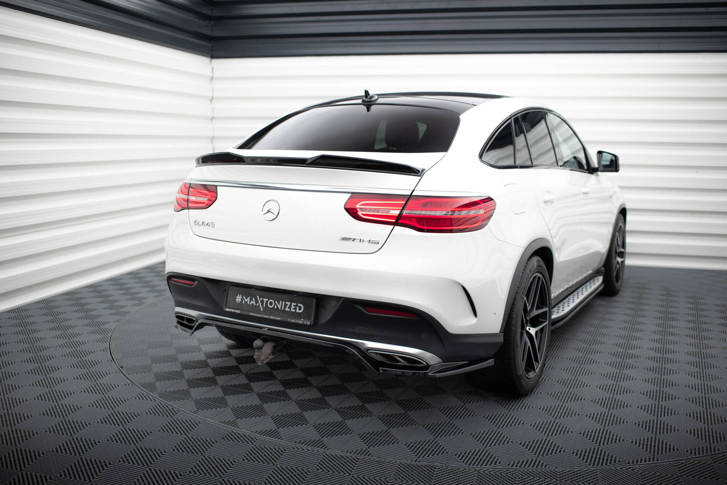 Mittlerer Cup Diffusor DTM Look Heck Ansatz für Mercedes-AMG GLE 43 Coupe C292 schwarz Hochglanz