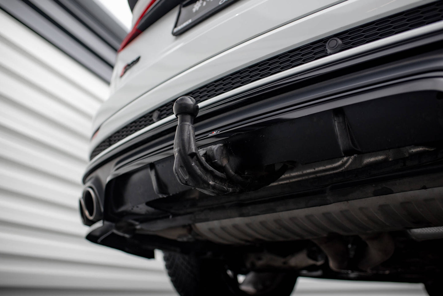 Mittlerer Cup Diffusor DTM Look Heck Ansatz für Audi SQ8 Mk1 schwarz Hochglanz