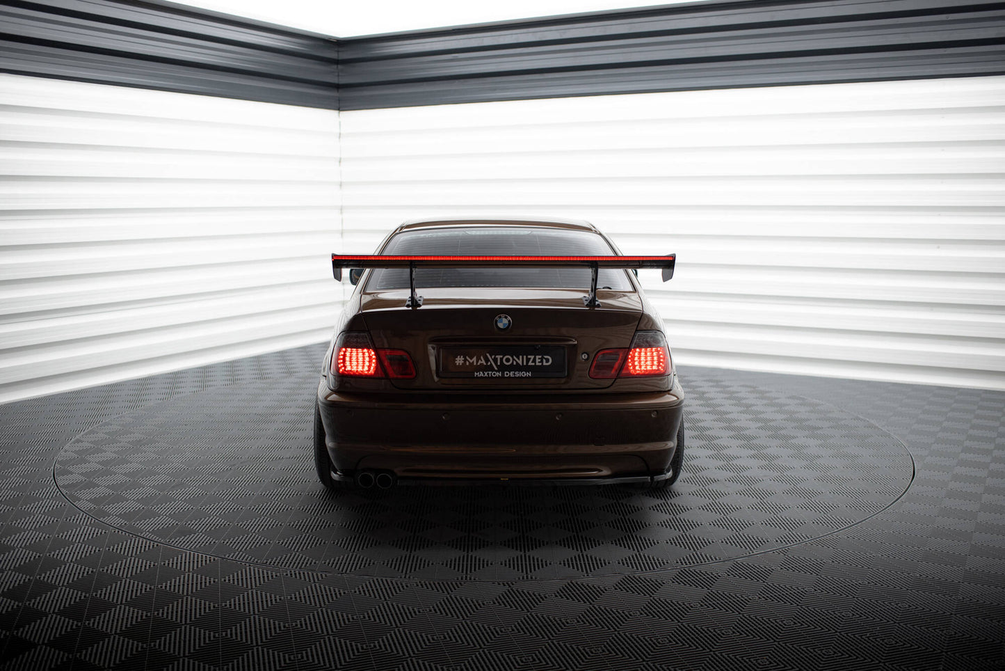 Carbon Spoiler With Internal Brackets Uprights + LED BMW 3er Coupe E46