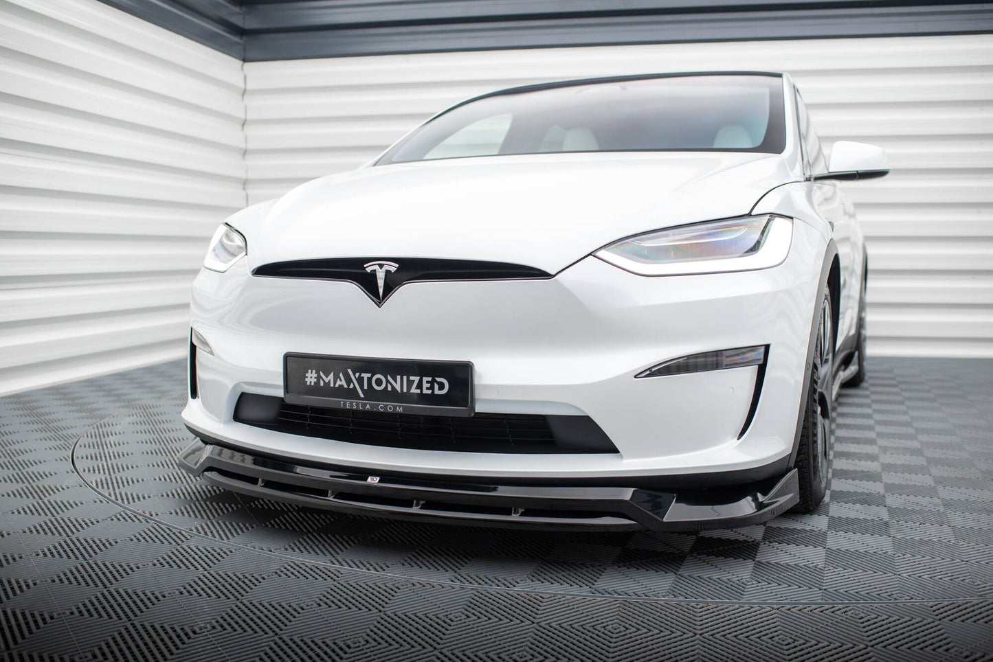 Front Ansatz V.1 für Tesla Model X Mk1 Facelift schwarz Hochglanz