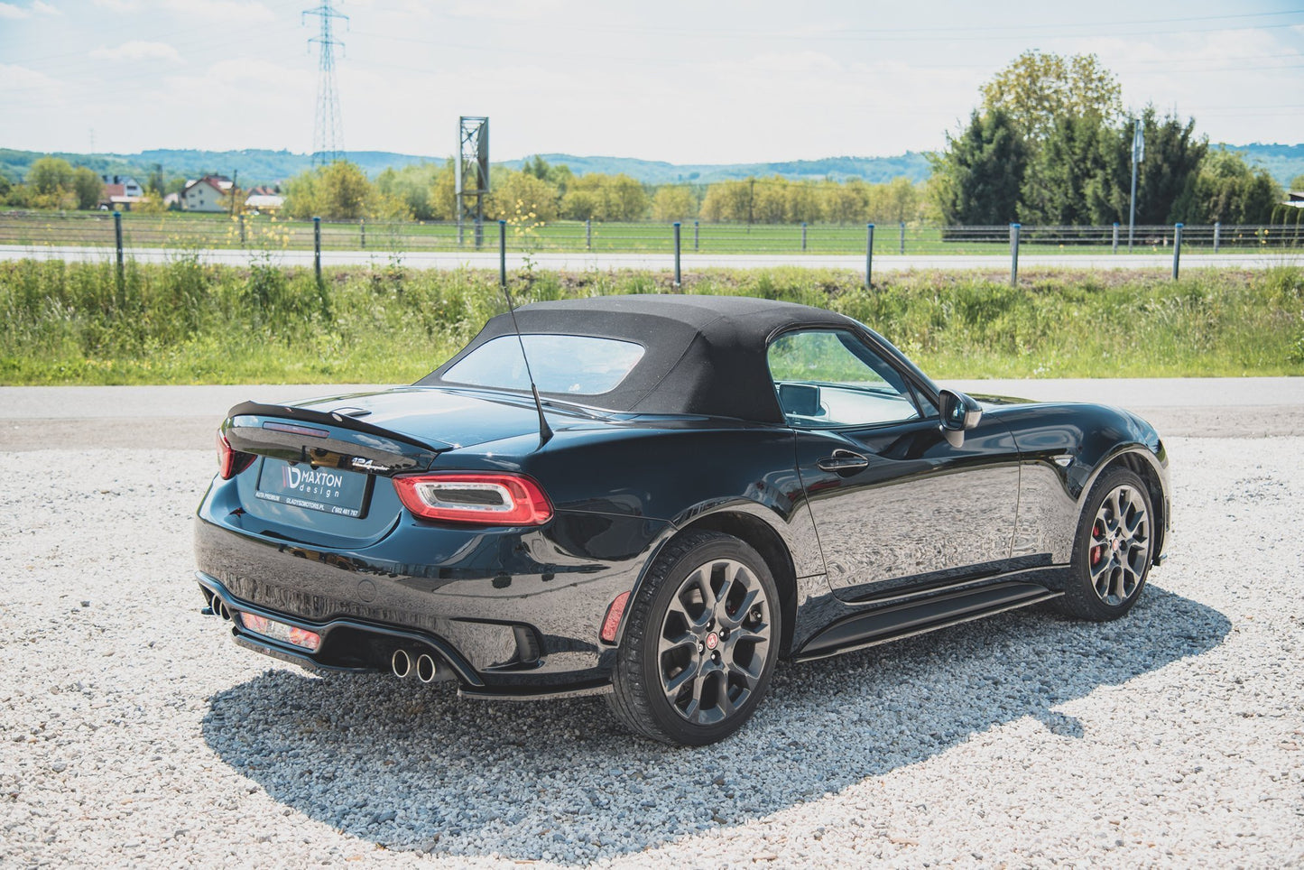 Heck Ansatz Flaps Diffusor für Abarth 124 Spider schwarz Hochglanz