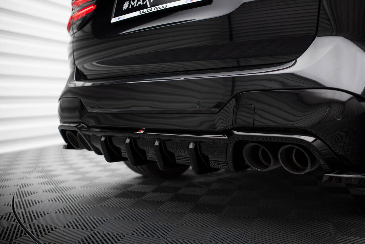 Diffusor Heck Ansatz für BMW X3 M F97 / F97 Facelift schwarz Hochglanz