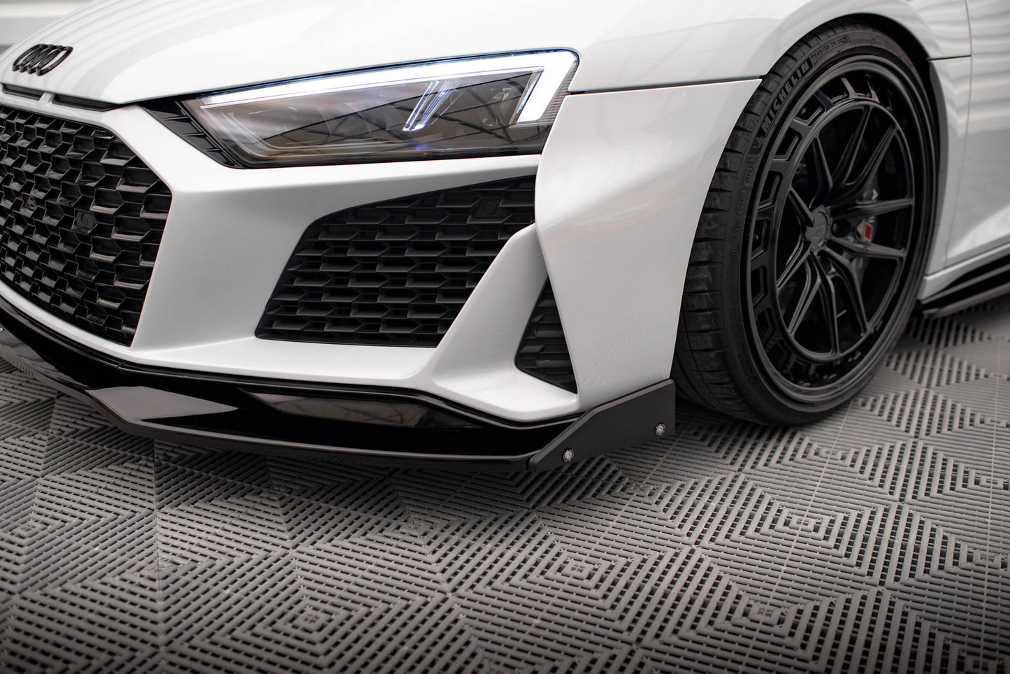 Front Ansatz V.3 + Flaps für Audi R8 Mk2 Facelift
